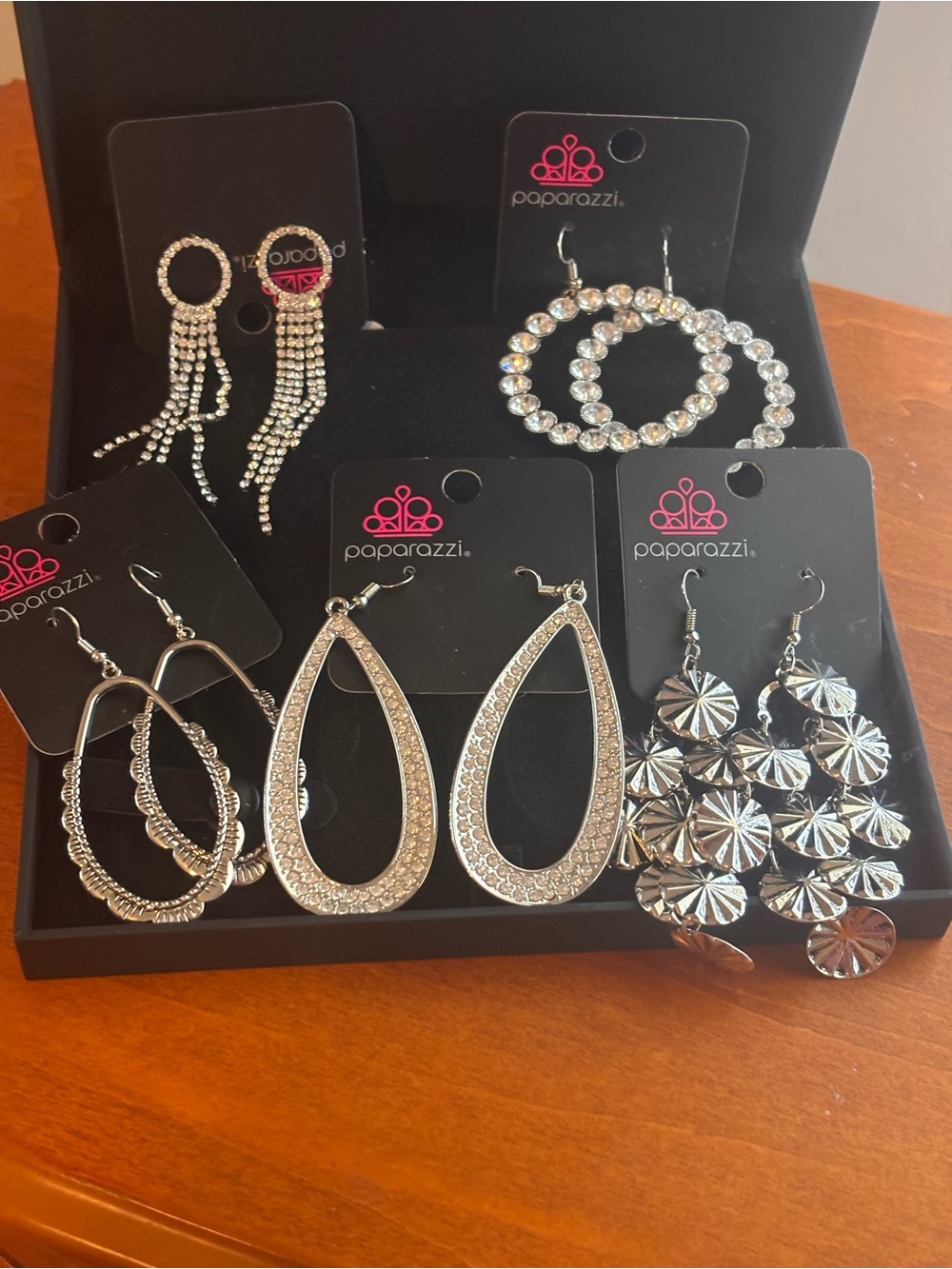 5 pr Paparazzi Silver Earrings NWT- Silver